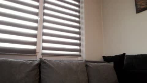 Snapshot of melani_a chatting on 12-29-24, 01:17 Melania online show from 12-29-24, 01:17