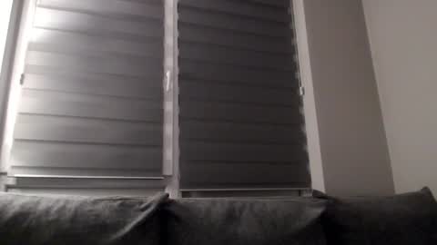 Snapshot of melani_a chatting on 02-21-25, 05:09 Melania online show from 02-21-25, 05:09