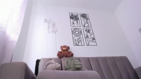 Snapshot of melani_greyy chatting on 06-06-26, 09:08 melani greyy online show from 06-06-26, 09:08