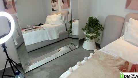 Snapshot of melanie__5 chatting on 02-06-25, 06:51 Melanie Baez online show from 02-06-25, 06:51