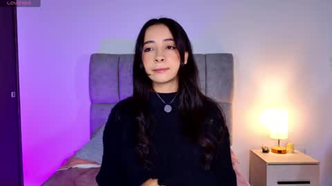 Snapshot of melanie__hills chatting on 07-14-26, 11:49 Melanie online show from 07-14-26, 11:49