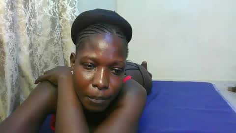 melanie_bae1 online show from 05-15-26, 07:48