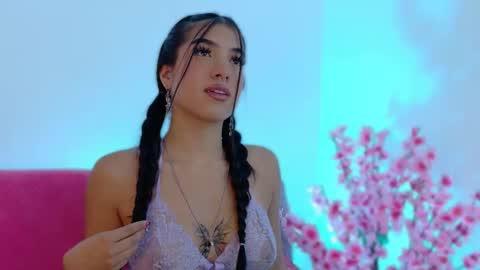 Snapshot of melanie_bianco chatting on 11-08-25, 04:23 Melanie online show from 11-08-25, 04:23