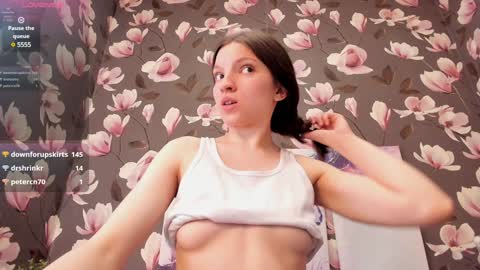 Snapshot of melanie_grant chatting on 01-29-25, 03:04 Melanie online show from 01-29-25, 03:04