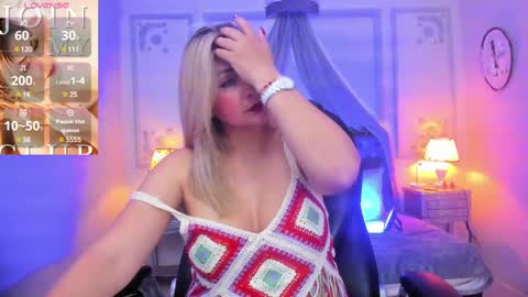 Snapshot of melanie_silver_ chatting on 02-21-25, 04:48 Melanie online show from 02-21-25, 04:48