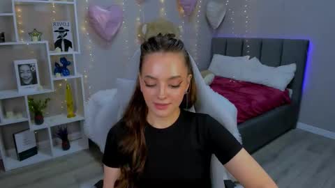 MelanieAlves online show from 03-12-26, 06:14