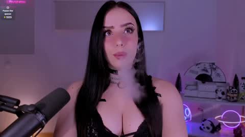 Snapshot of melanielipps chatting on 12-02-24, 07:16 Melanie online show from 12-02-24, 07:16