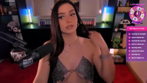 Snapshot of melanielipps chatting on 11-30-25, 06:01 Melanie online show from 11-30-25, 06:01