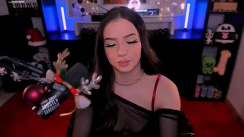 Snapshot of melanielipps chatting on 12-13-25, 07:53 Melanie online show from 12-13-25, 07:53