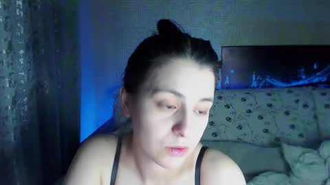Snapshot of melaniemoor chatting on 02-11-25, 02:24 Melanie Milena online show from 02-11-25, 02:24