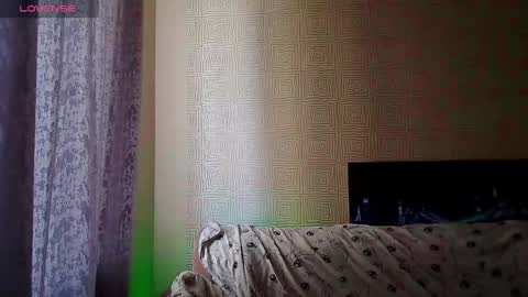 Snapshot of melaniemoor chatting on 02-21-25, 09:13 Melanie Milena online show from 02-21-25, 09:13