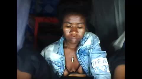 melanih online show from 04-18-26, 02:26