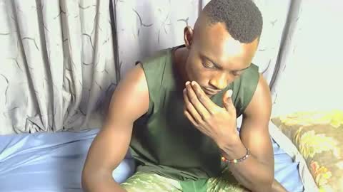 melanin_blackboy22 online show from 03-25-26, 10:54