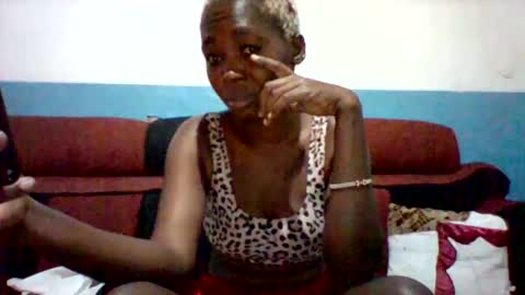 melaninndriping online show from 10-24-25, 01:18