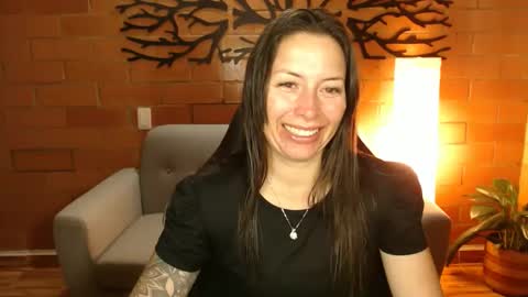 Snapshot of melanny_69 chatting on 04-25-26, 12:19 Melanny online show from 04-25-26, 12:19