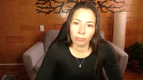 Snapshot of melanny_69 chatting on 05-17-26, 12:23 Melanny online show from 05-17-26, 12:23