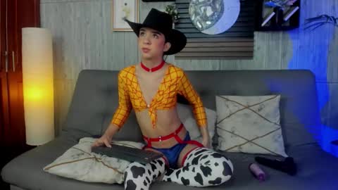 Melany online show from 10-30-25, 02:29