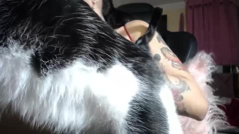 melany online show from 11-19-25, 06:30