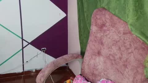 Snapshot of melany_isabella chatting on 07-08-26, 01:32 melany online show from 07-08-26, 01:32