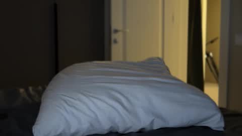 Snapshot of melanybunny chatting on 10-02-25, 02:57 Adel online show from 10-02-25, 02:57