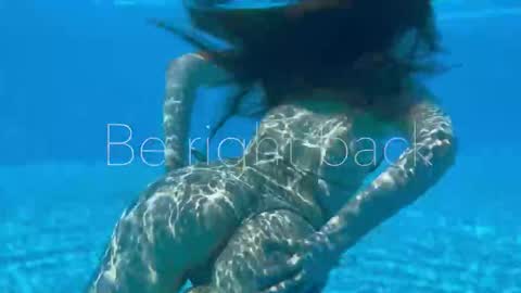 Snapshot of melanybunny chatting on 11-02-25, 03:14 Adel online show from 11-02-25, 03:14