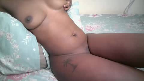 Snapshot of melbek chatting on 03-12-26, 04:29 melbek online show from 03-12-26, 04:29