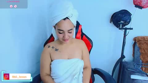    Independent model online show from 11-13-25, 04:55