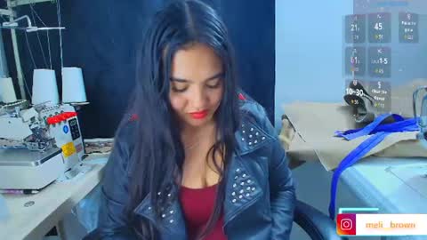    Independent model online show from 06-27-26, 04:06
