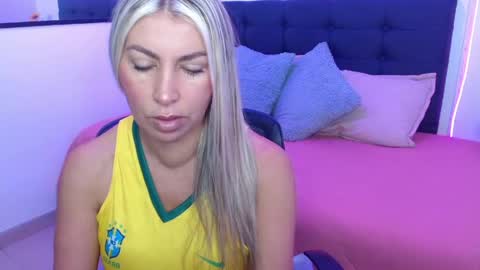 Melissa online show from 06-08-26, 02:28