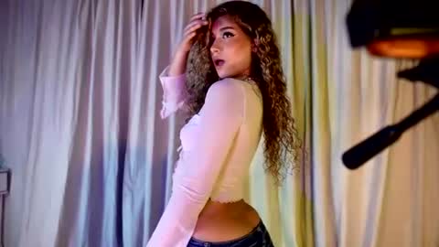 MelinaSmith  online show from 07-24-26, 09:13