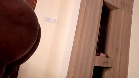 Snapshot of melinda_rosy chatting on 12-10-24, 05:39 rose online show from 12-10-24, 05:39