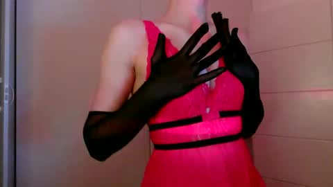 Moni online show from 04-24-26, 12:13