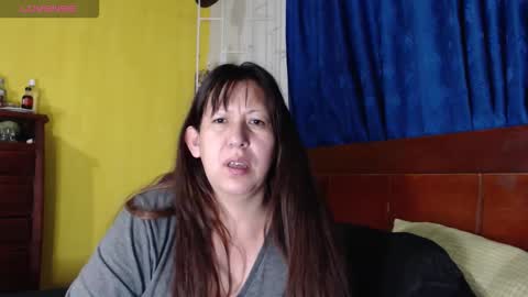 melisa037 online show from 10-05-25, 11:13