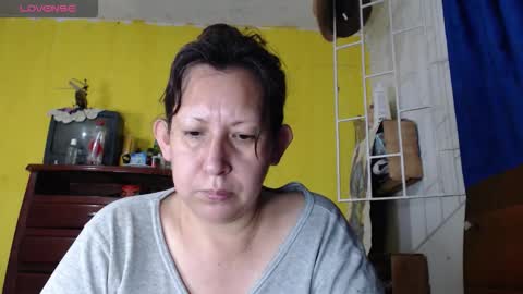 melisa037 online show from 10-18-25, 02:47
