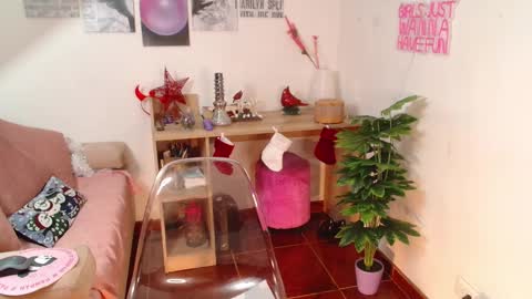 Melissa online show from 12-20-24, 11:16