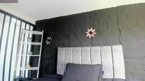 Snapshot of melisabostton_ chatting on 03-14-26, 01:49 Melissa online show from 03-14-26, 01:49