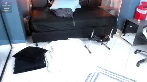 melissa_23_ online show from 04-17-26, 11:57