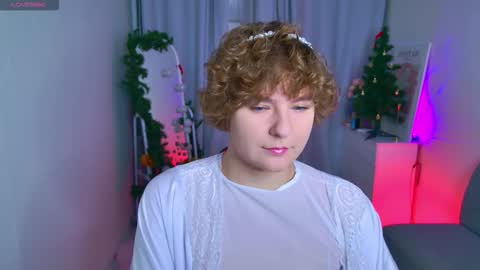 Snapshot of melissa___moore chatting on 12-16-25, 06:18 Melissa online show from 12-16-25, 06:18