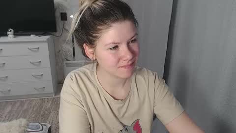 Melissa  Ray online show from 02-13-25, 02:34