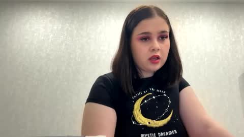 Melissa online show from 04-03-26, 01:31