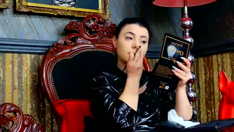 Melissa online show from 02-16-25, 07:37