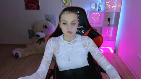 Melissa online show from 02-03-25, 11:26