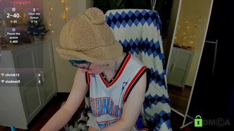 Snapshot of melissa_wells chatting on 12-25-24, 11:42 Melissa online show from 12-25-24, 11:42