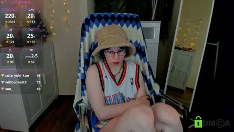 Snapshot of melissa_wells chatting on 12-26-24, 02:55 Melissa online show from 12-26-24, 02:55