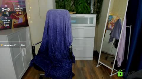 Snapshot of melissa_wells chatting on 02-16-25, 02:31 Melissa online show from 02-16-25, 02:31