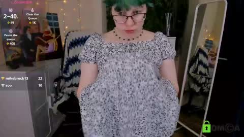 Snapshot of melissa_wells chatting on 02-25-25, 03:31 Melissa online show from 02-25-25, 03:31