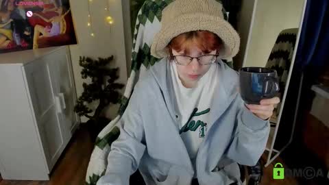 Snapshot of melissa_wells chatting on 11-25-25, 09:15 Melissa online show from 11-25-25, 09:15