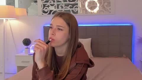 MelissaCrayzy online show from 04-04-26, 07:17