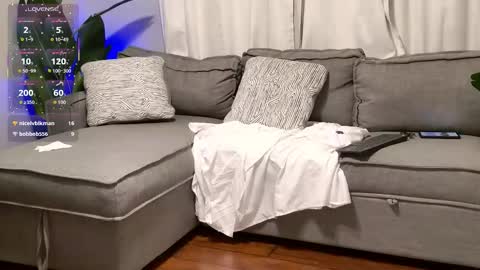 Snapshot of melissacumms chatting on 12-03-25, 09:24 Mistress Missy online show from 12-03-25, 09:24