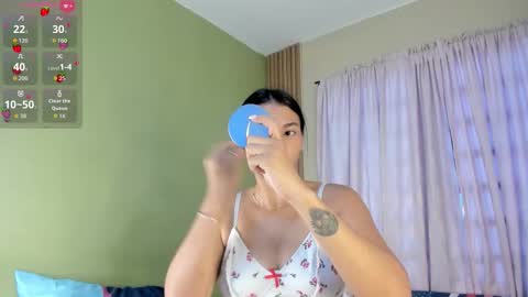 Meli online show from 11-24-25, 01:44